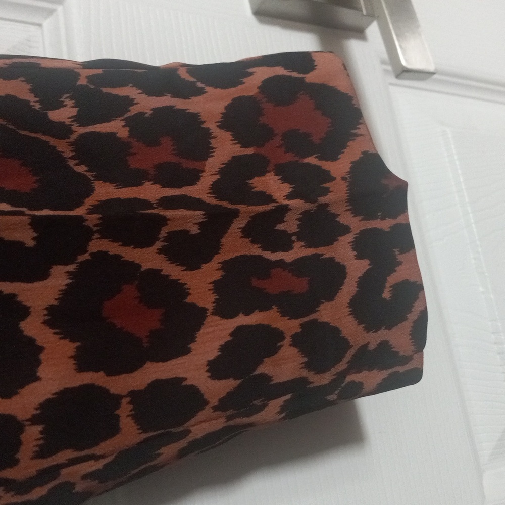 Leopard slacks - Picture 2 of 6